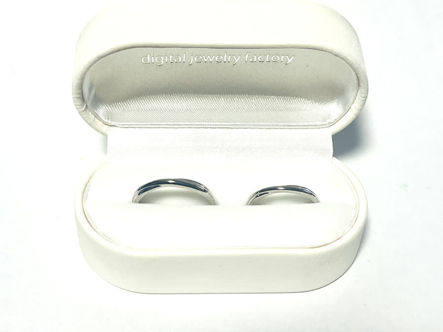 表参道サロンでおつくりになったペアリング（digital jewelry factory ケース入り）